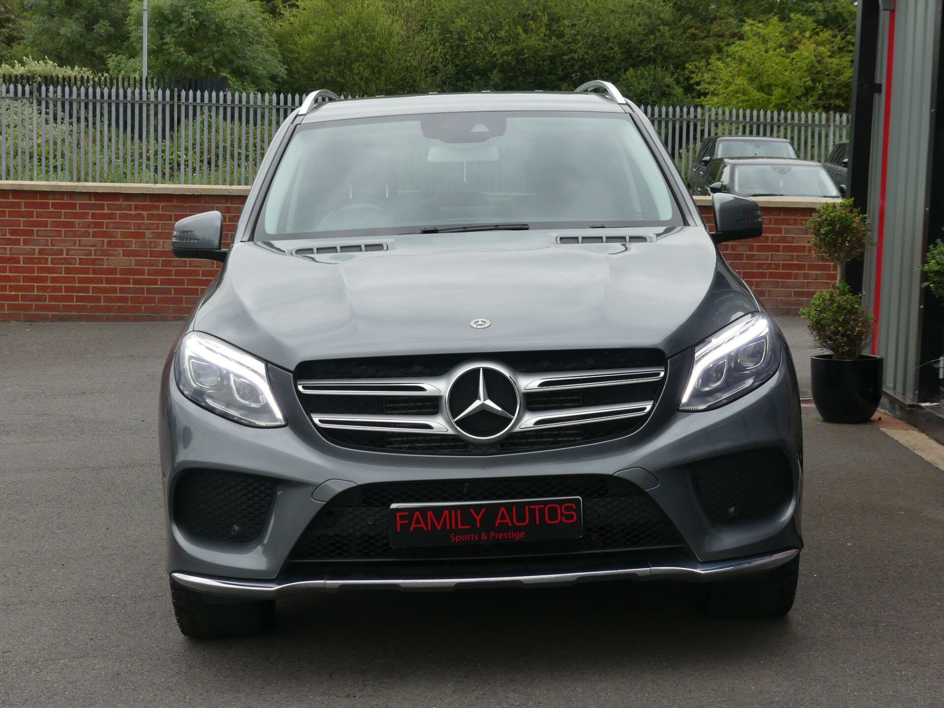 Mercedes Benz GLE-CLASS