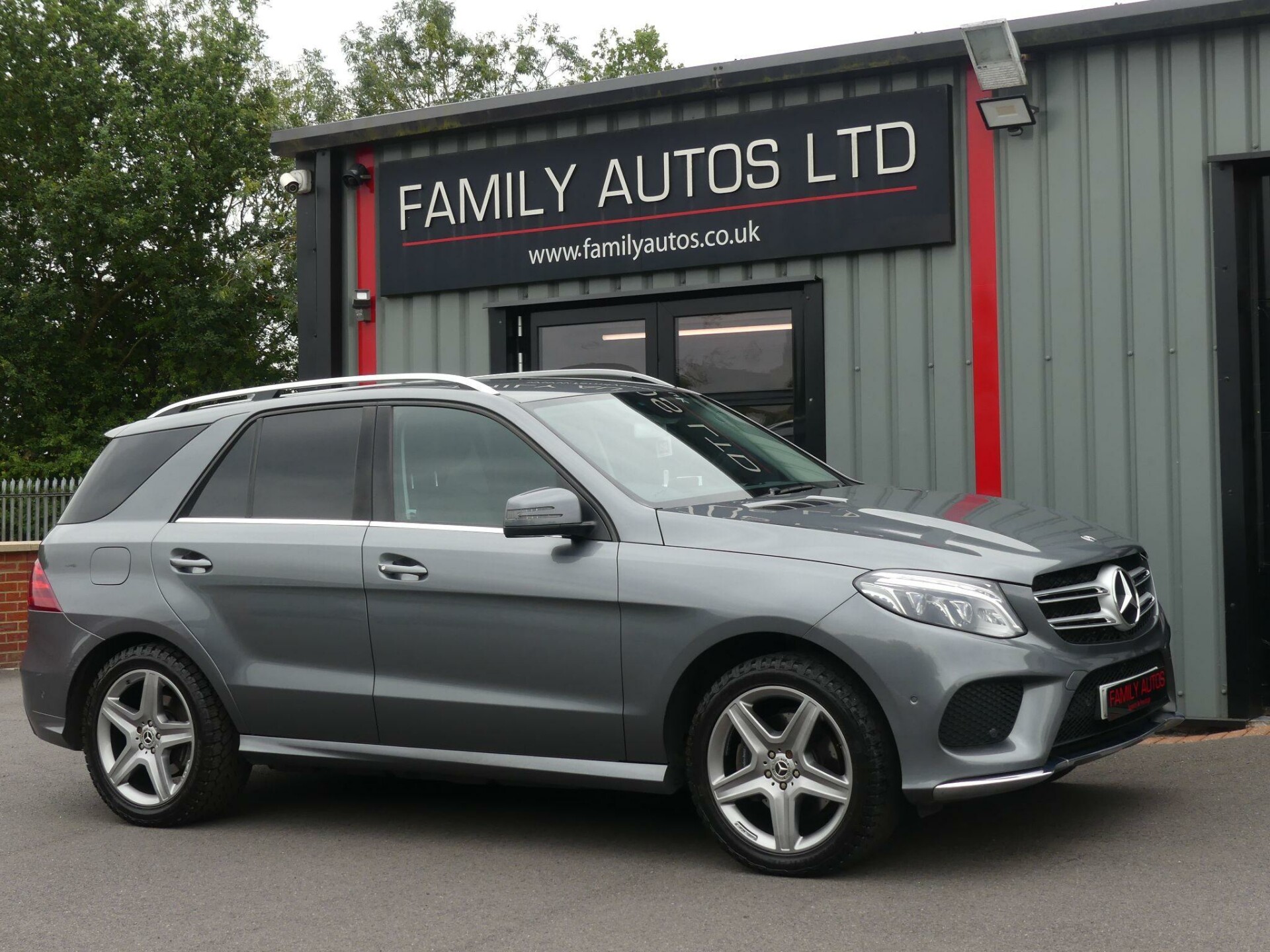 Mercedes Benz GLE-CLASS