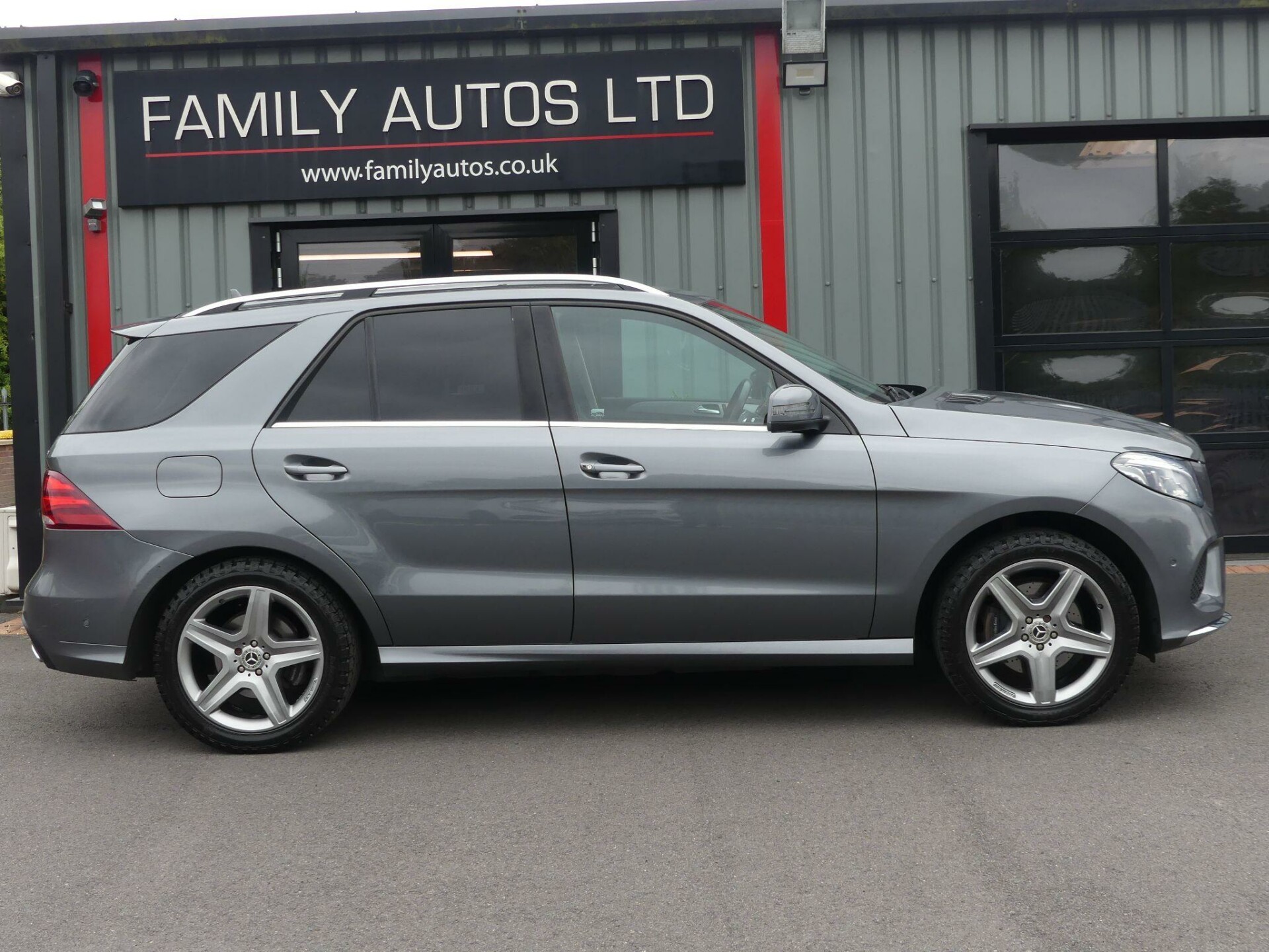 Mercedes Benz GLE-CLASS