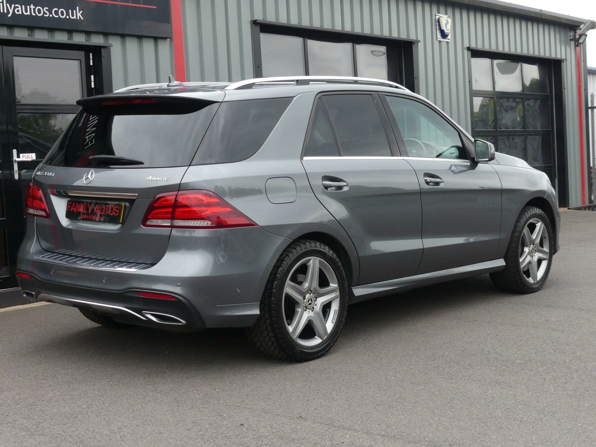 Mercedes Benz GLE-CLASS