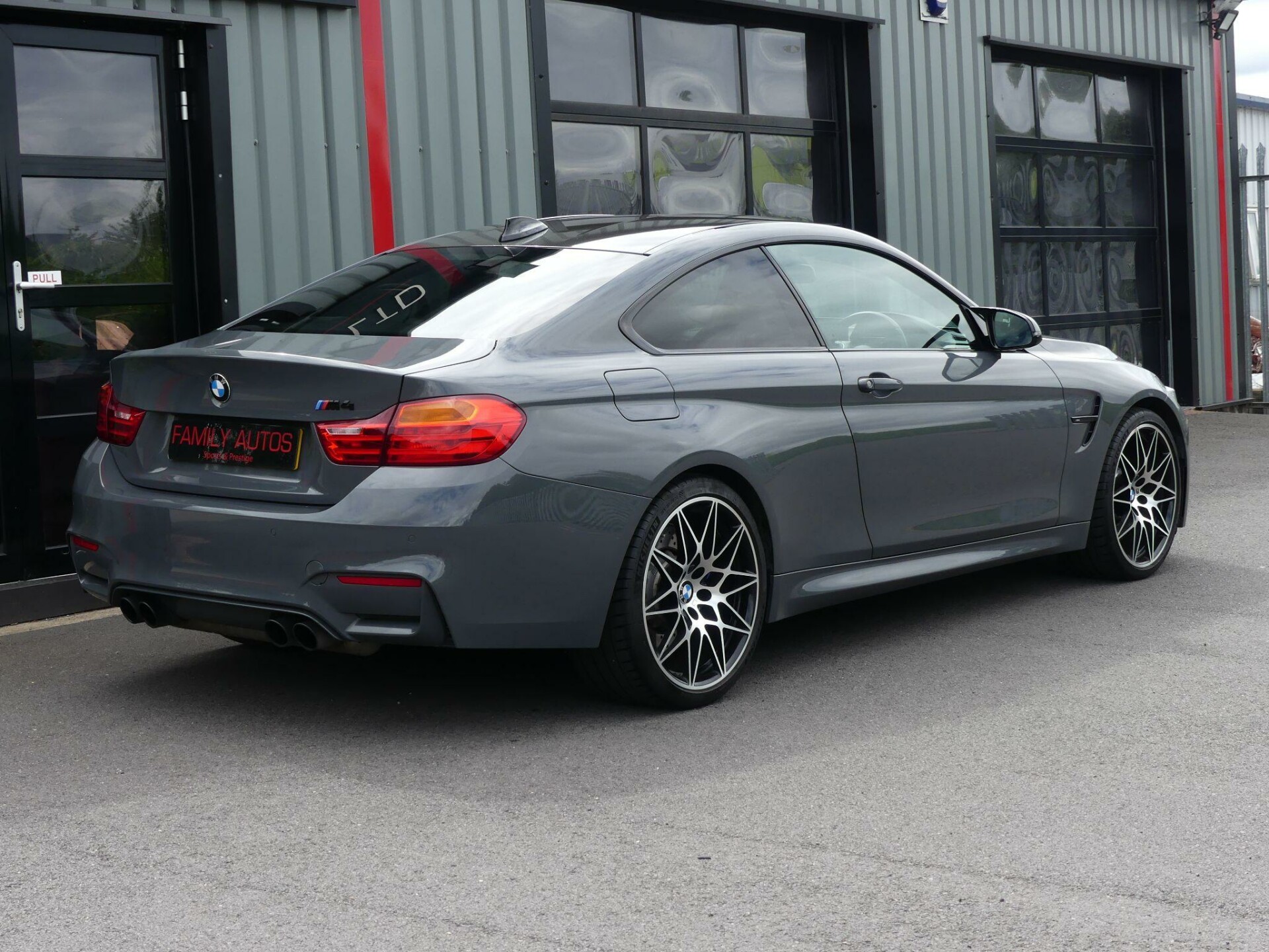 BMW M4