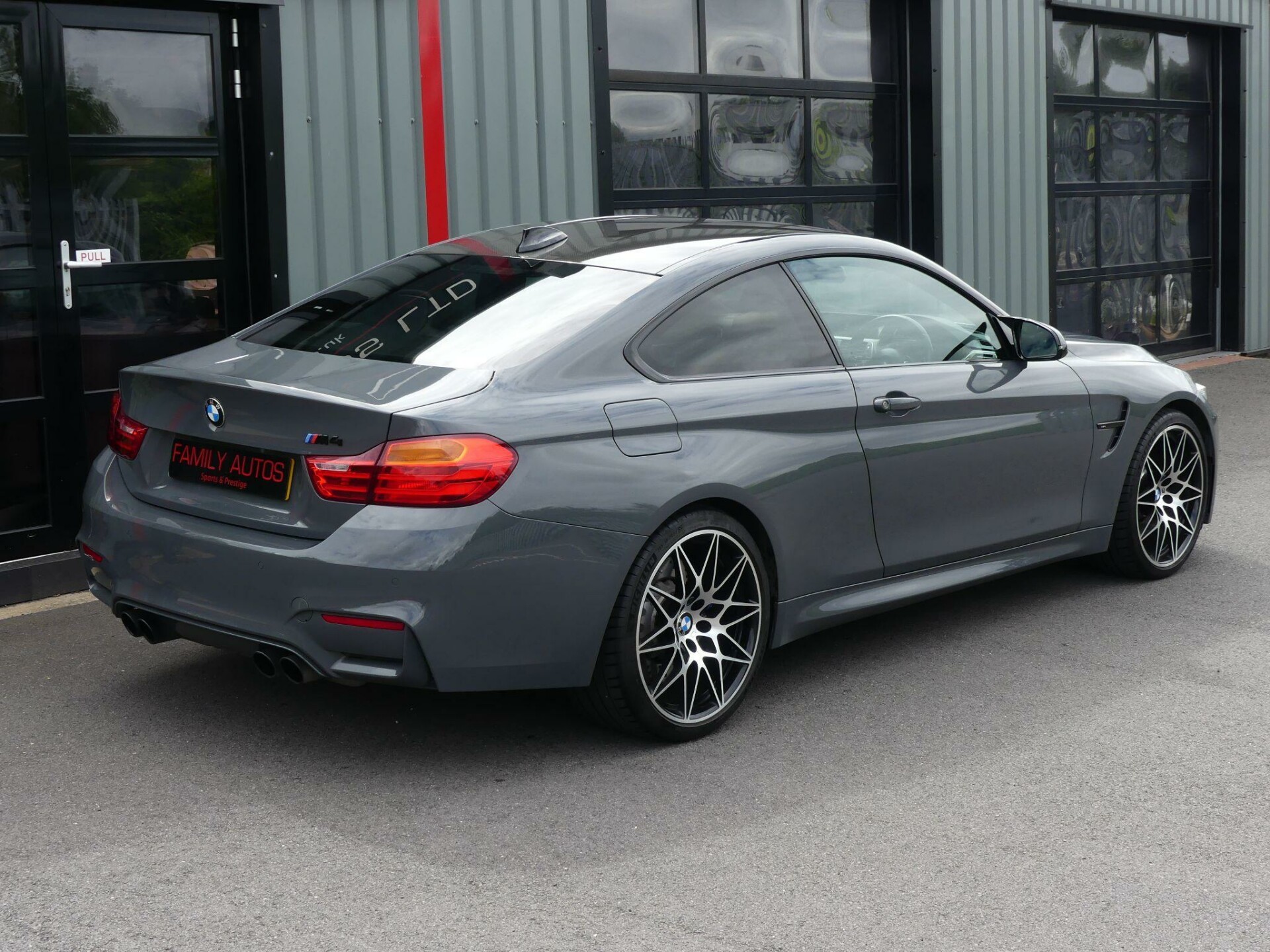 BMW M4