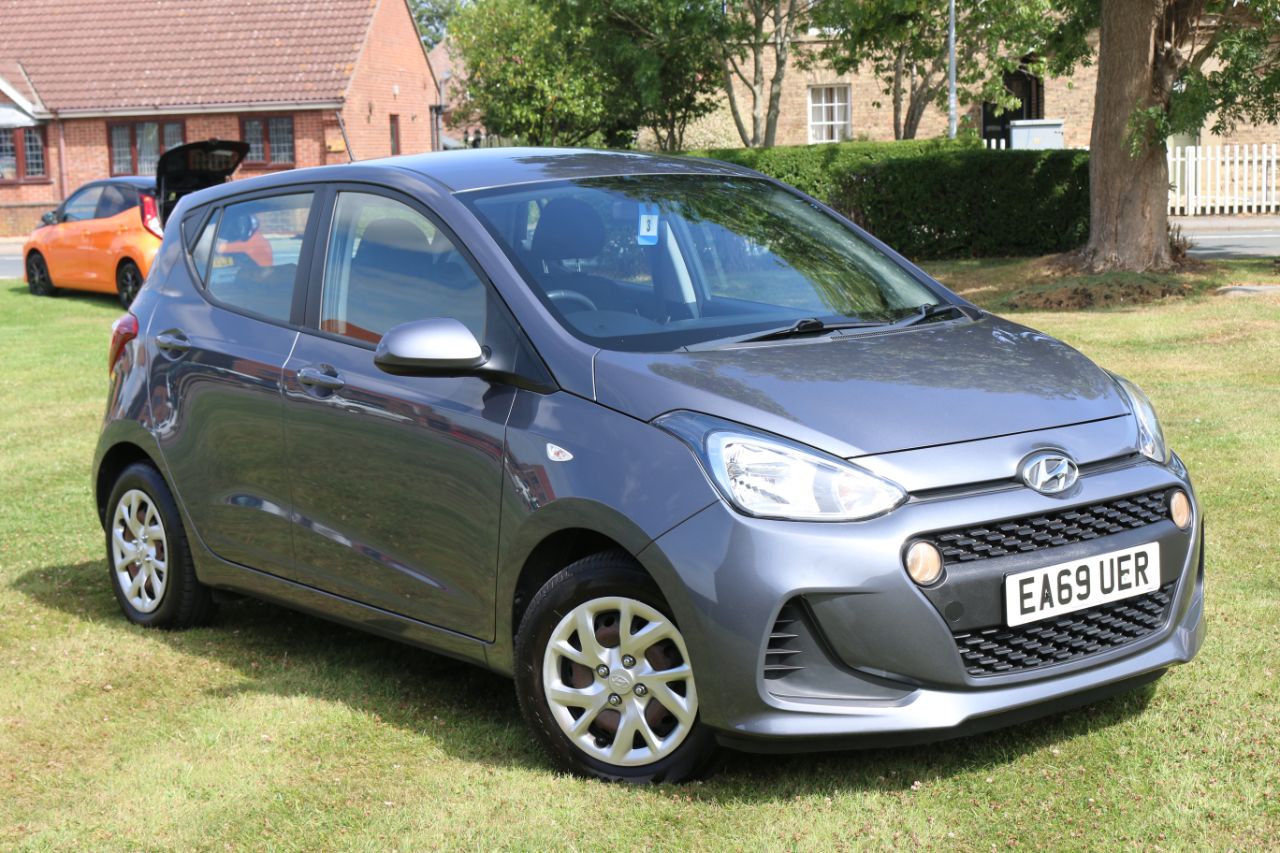 Hyundai i10