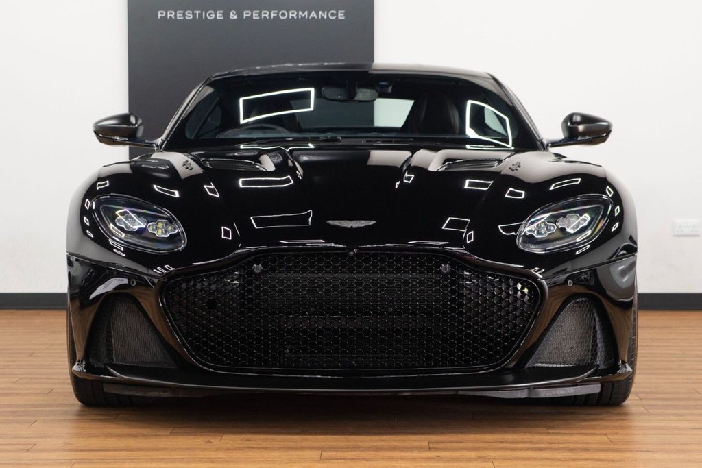 Aston Martin DBS