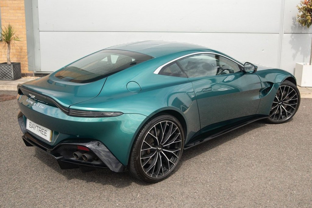 Aston Martin Vantage