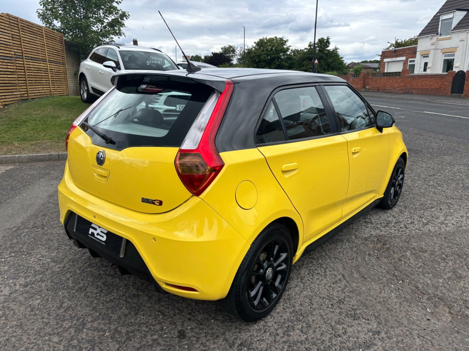 MG 3