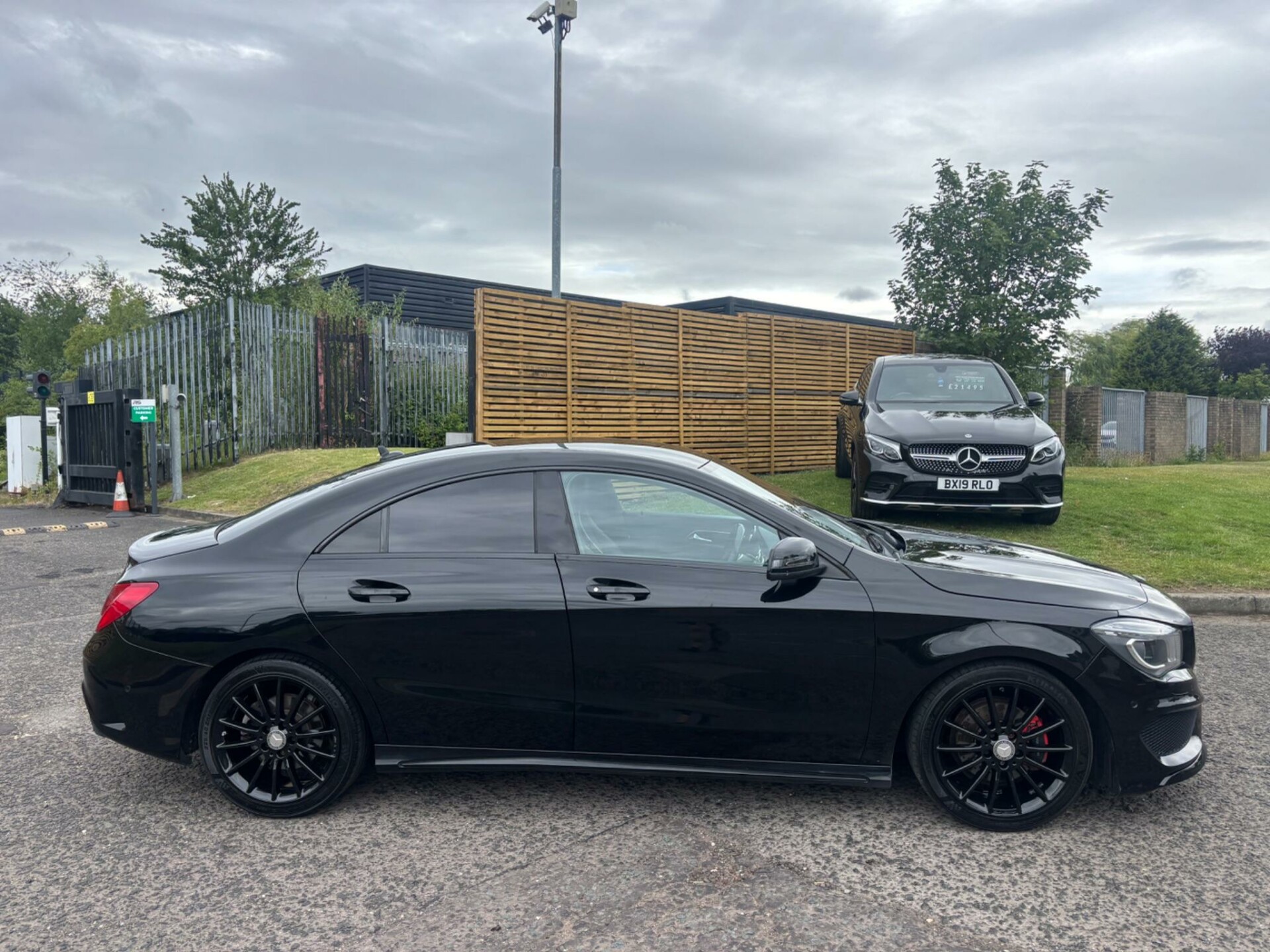 Mercedes Benz CLA