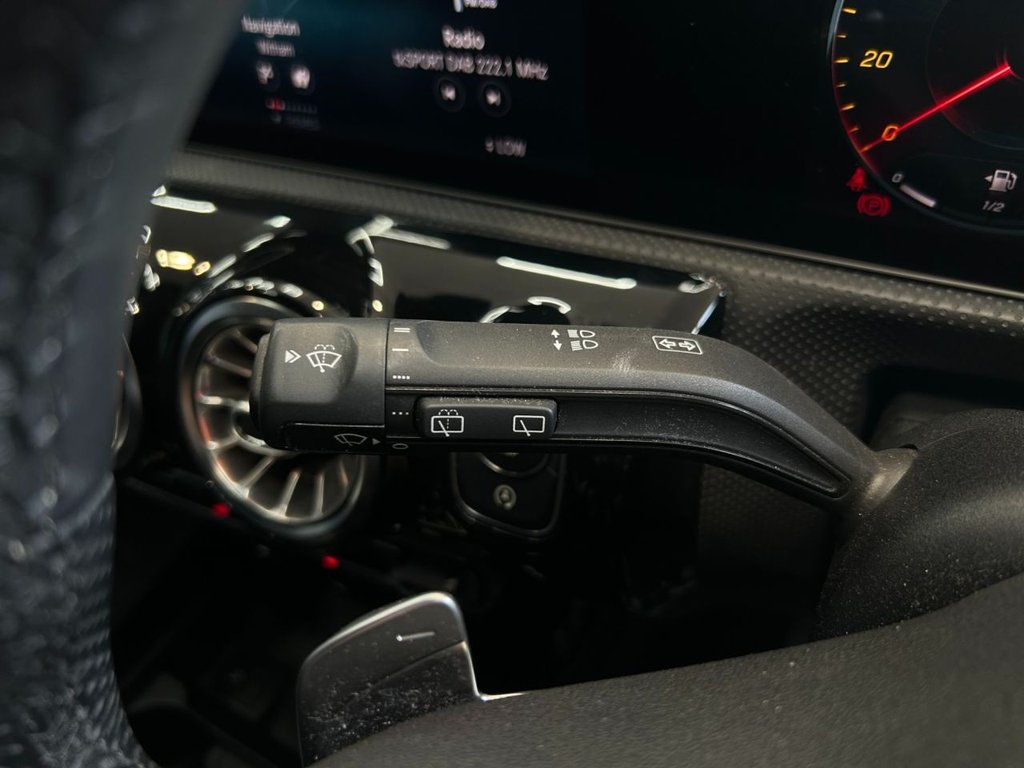 Mercedes Benz CLA