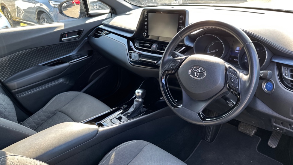 Toyota C HR