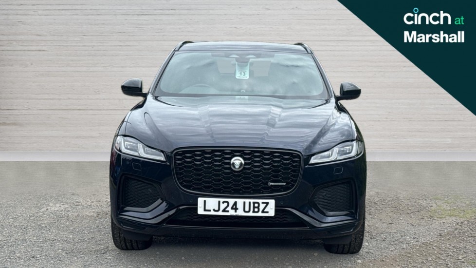 Jaguar F Pace