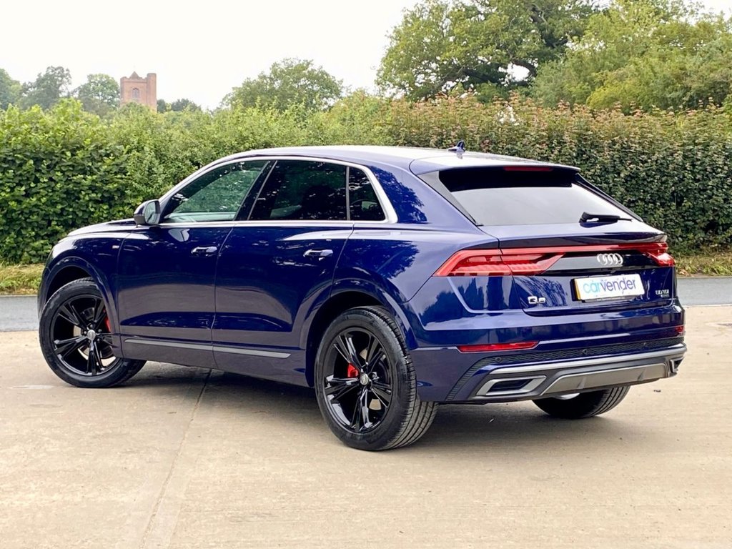 Audi Q8