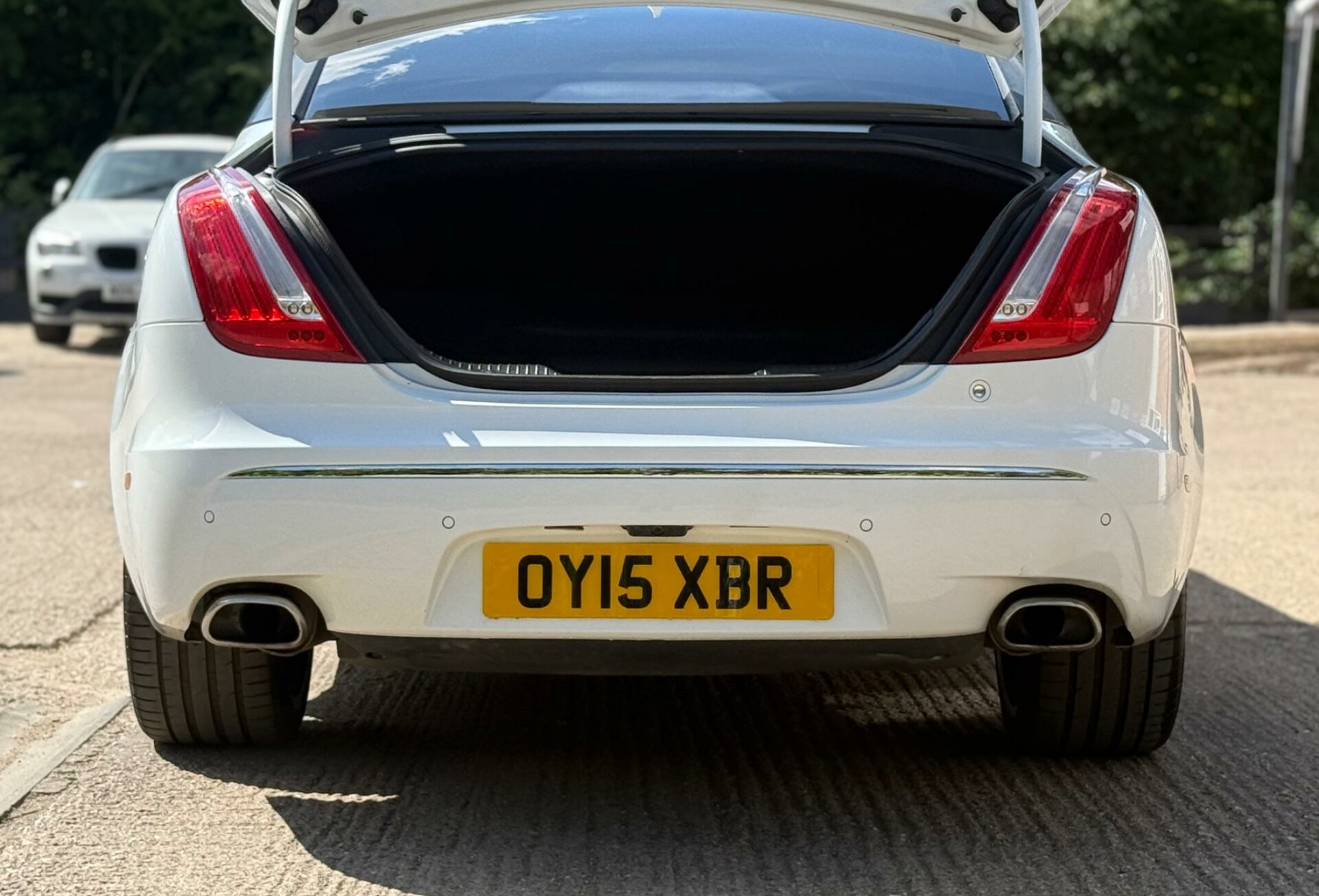 Jaguar XJ