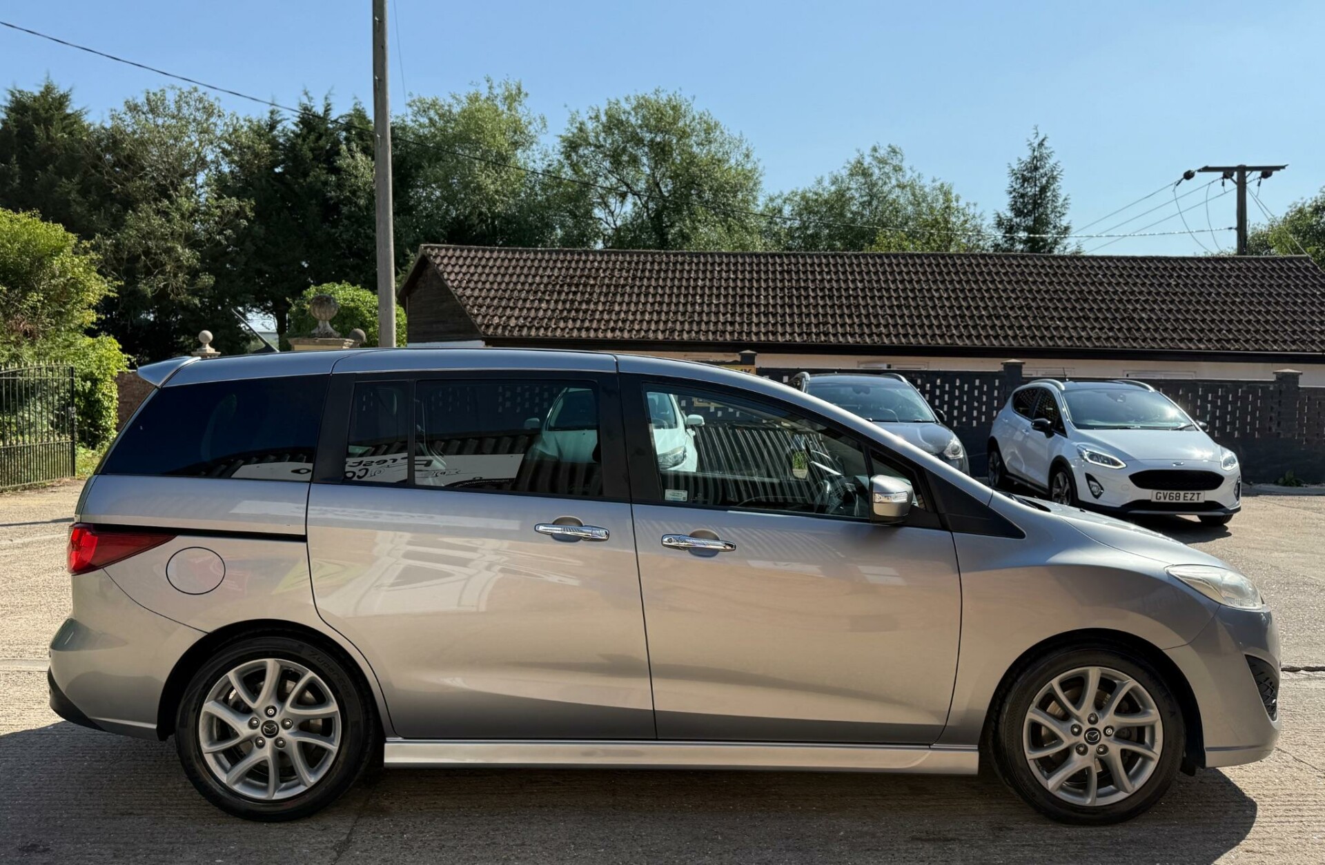 Mazda 5