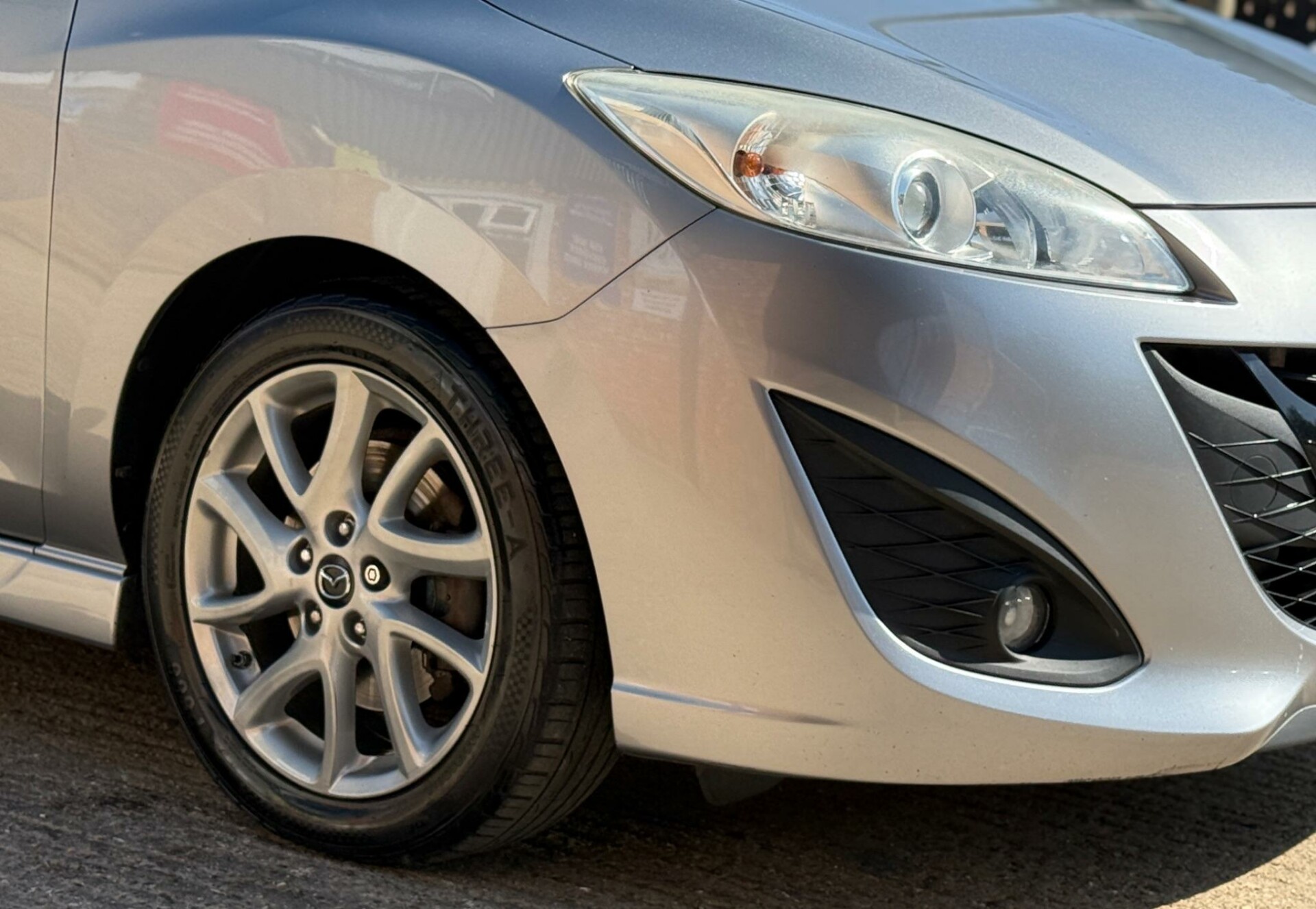 Mazda 5