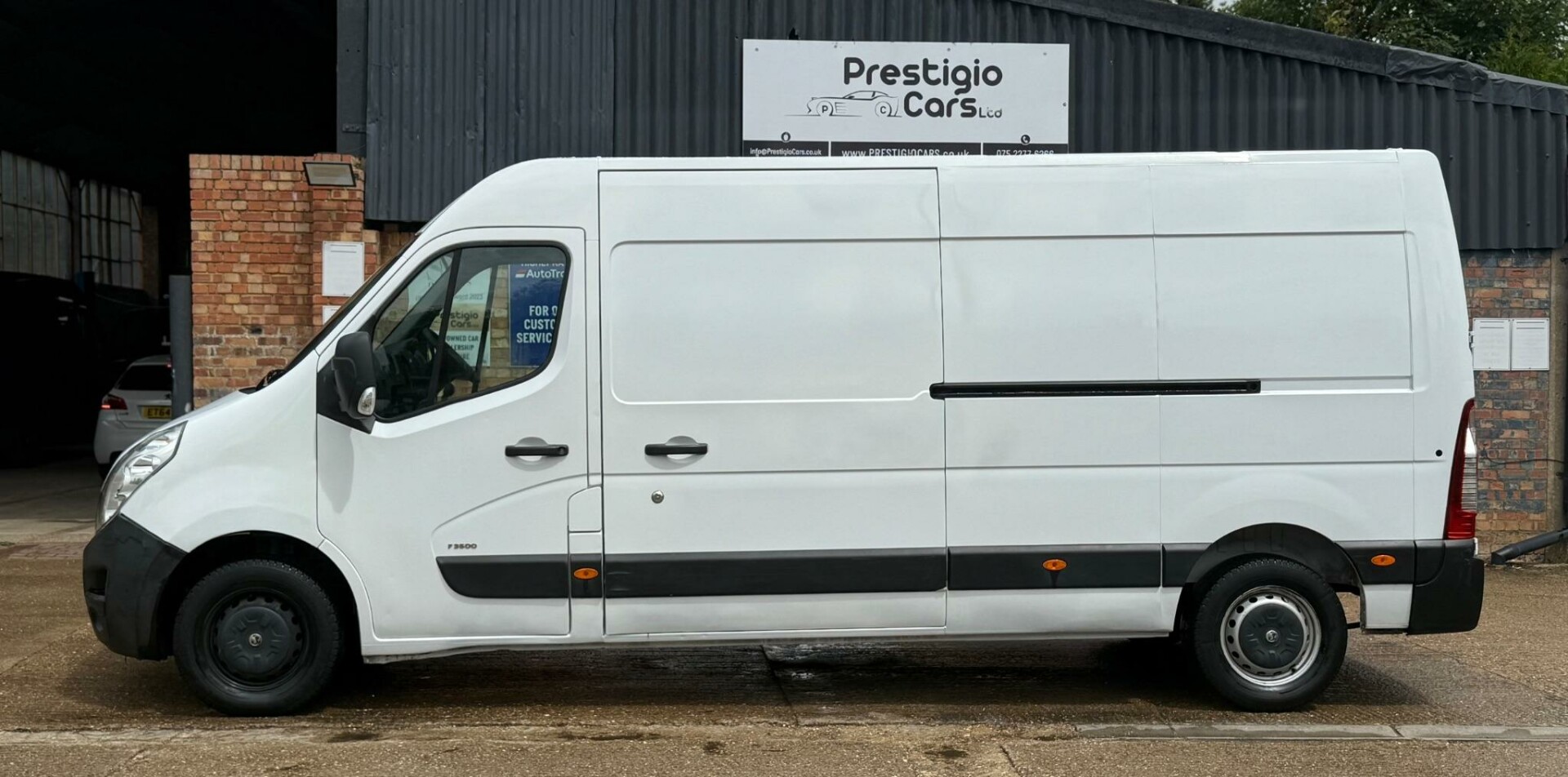 Vauxhall Movano