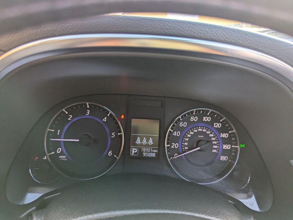 Infiniti QX70