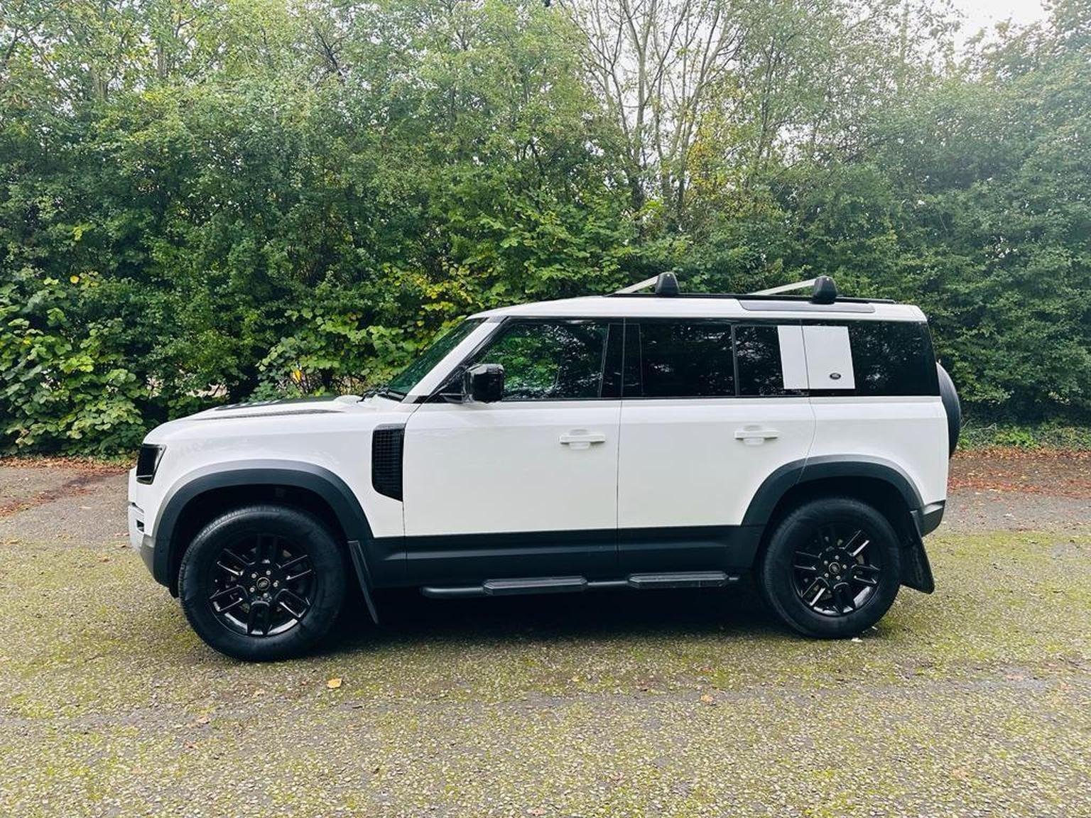 Land Rover 110