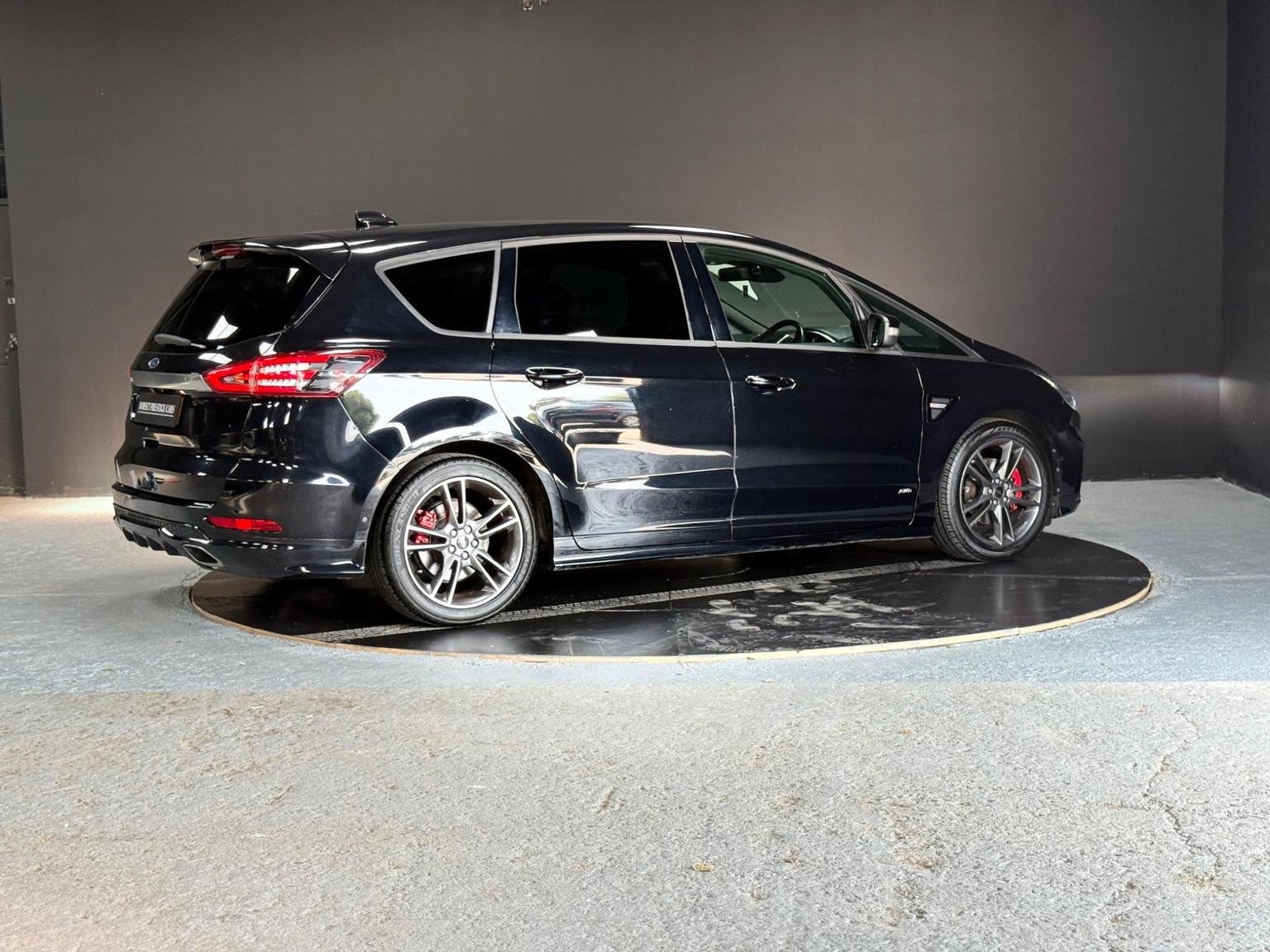 Ford S Max