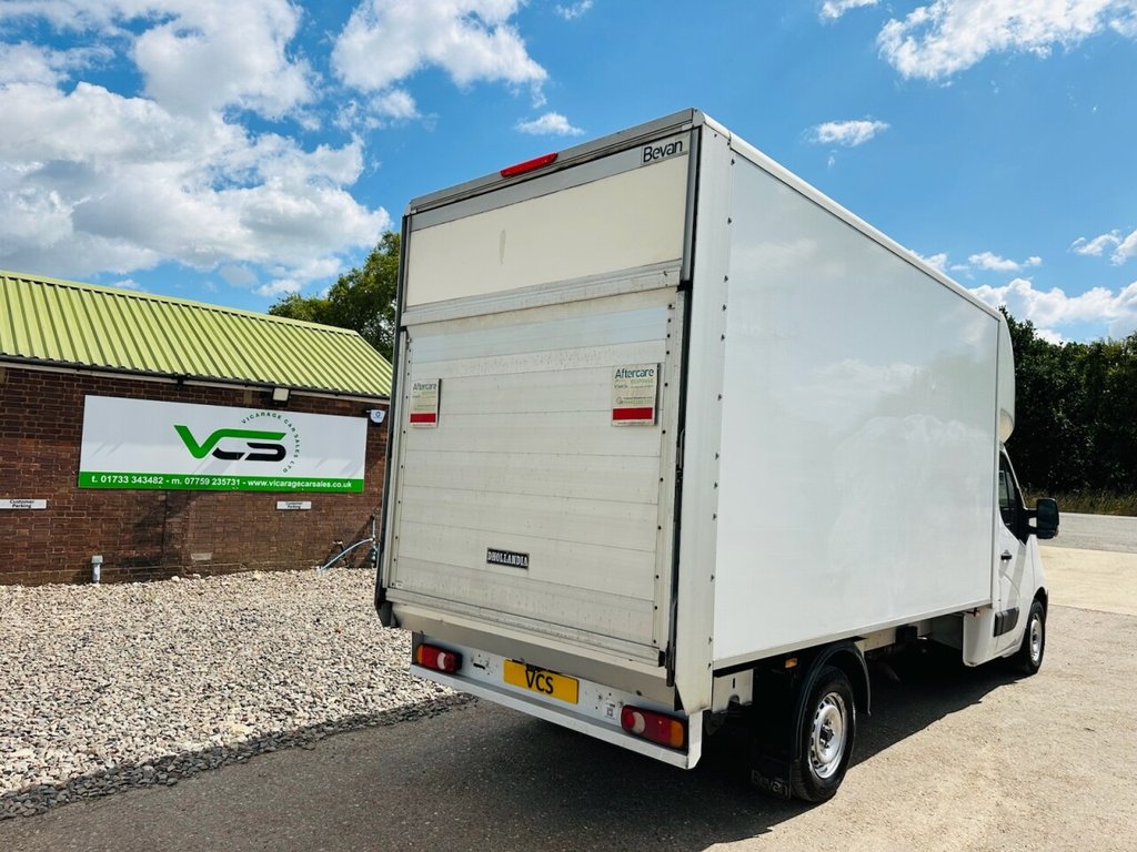 Vauxhall Movano
