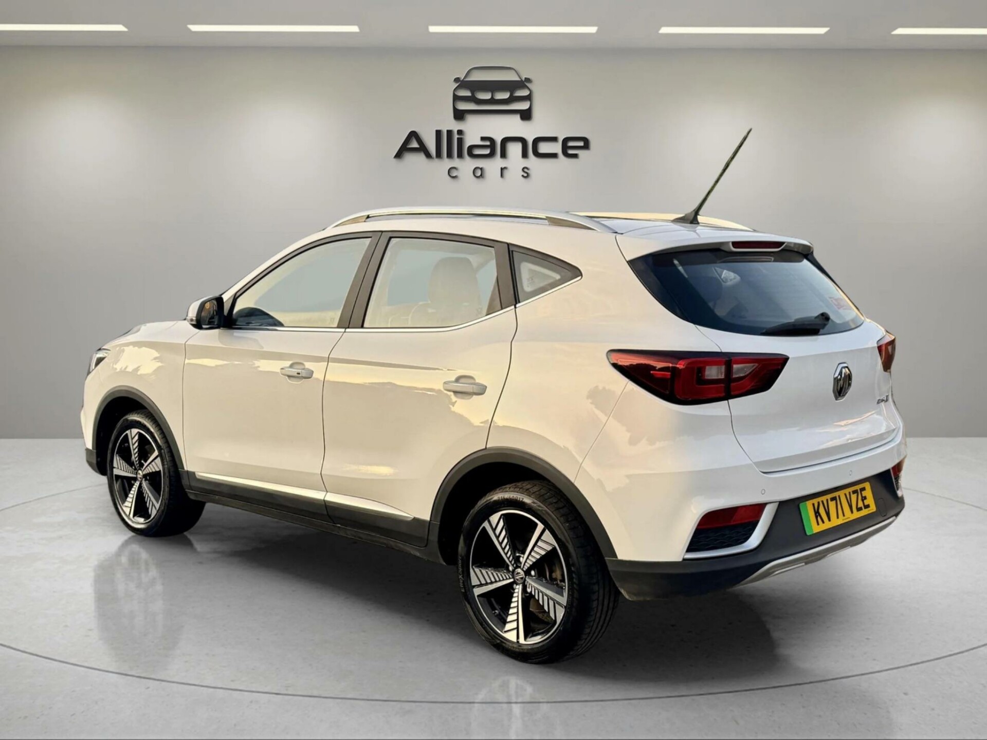 MG ZS