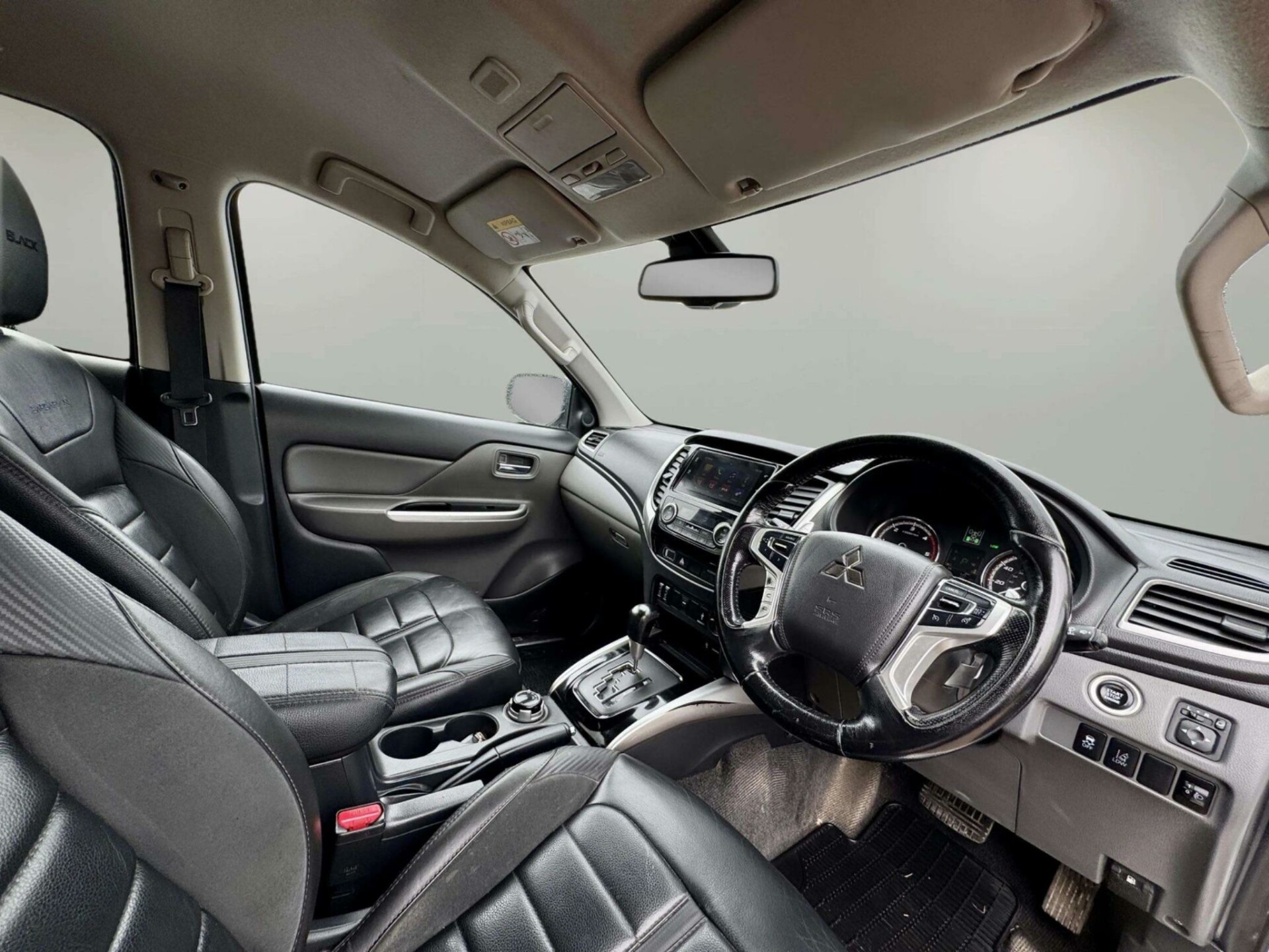 Mitsubishi L200
