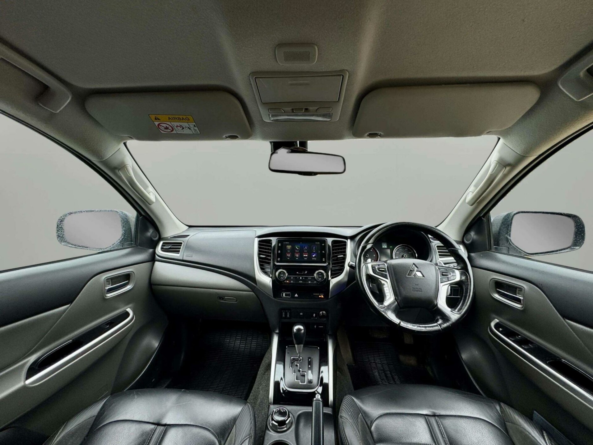 Mitsubishi L200