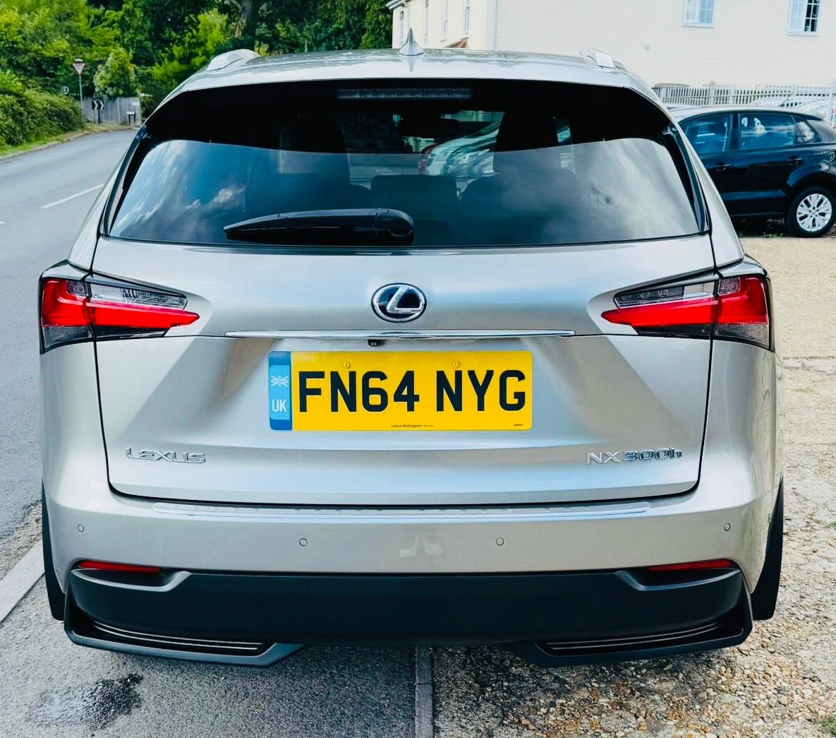 Lexus NX 300h