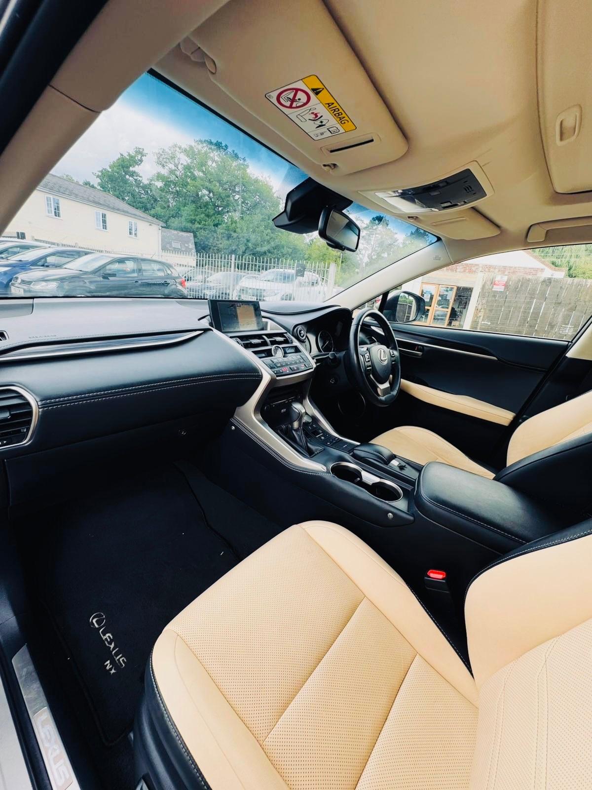 Lexus NX 300h