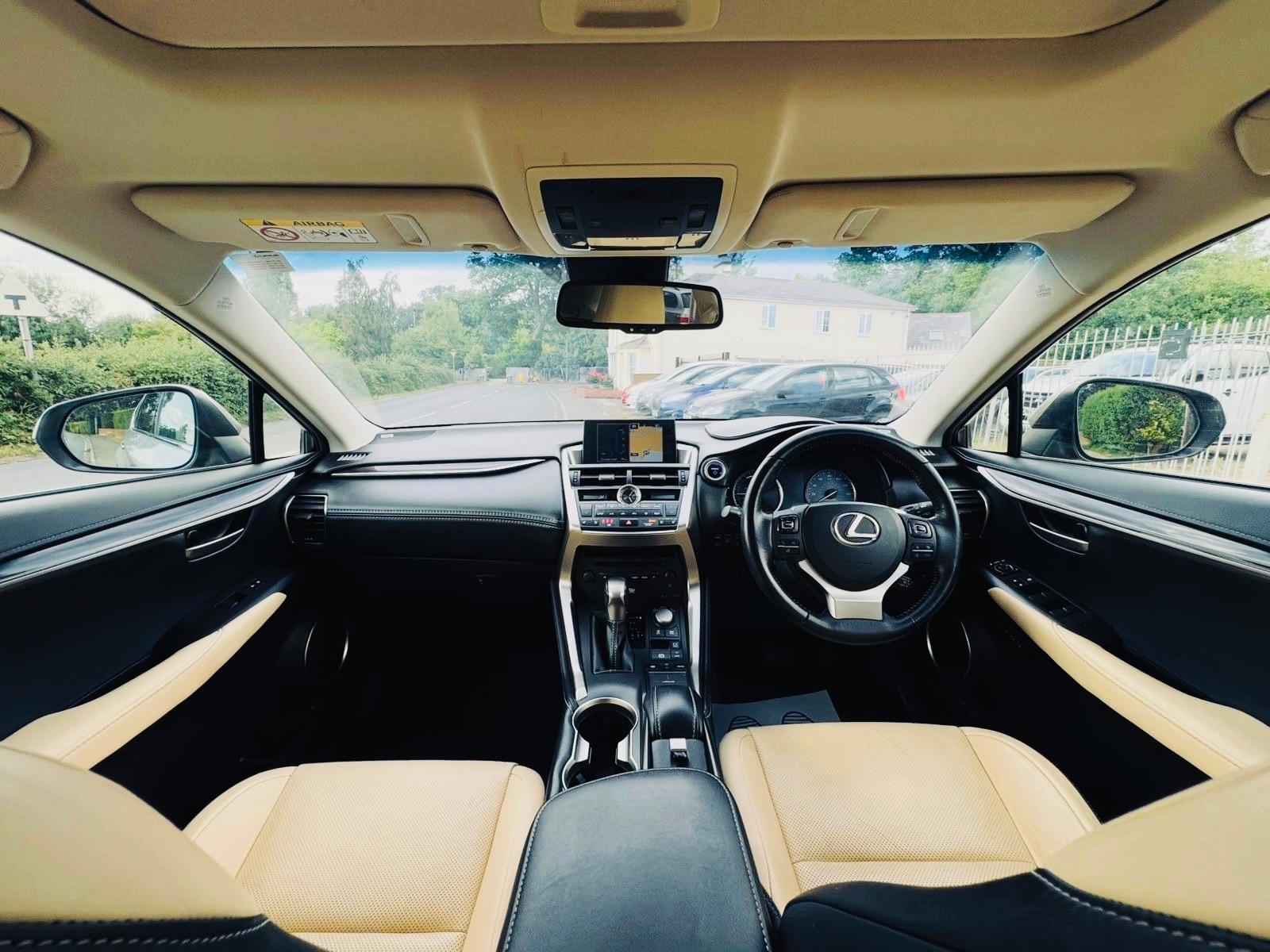 Lexus NX 300h
