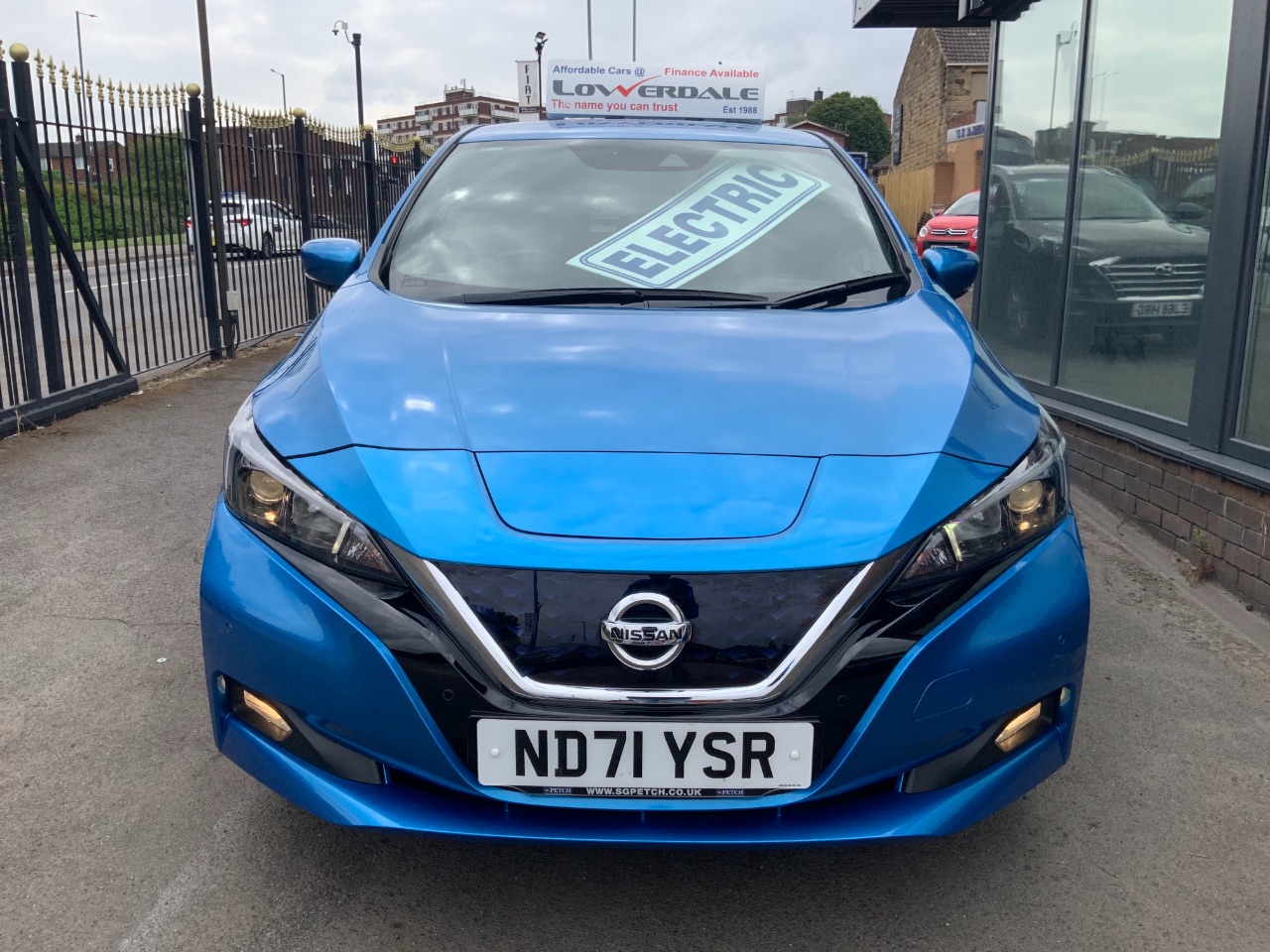 Nissan Leaf