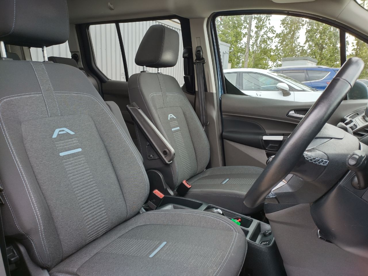 Ford Tourneo