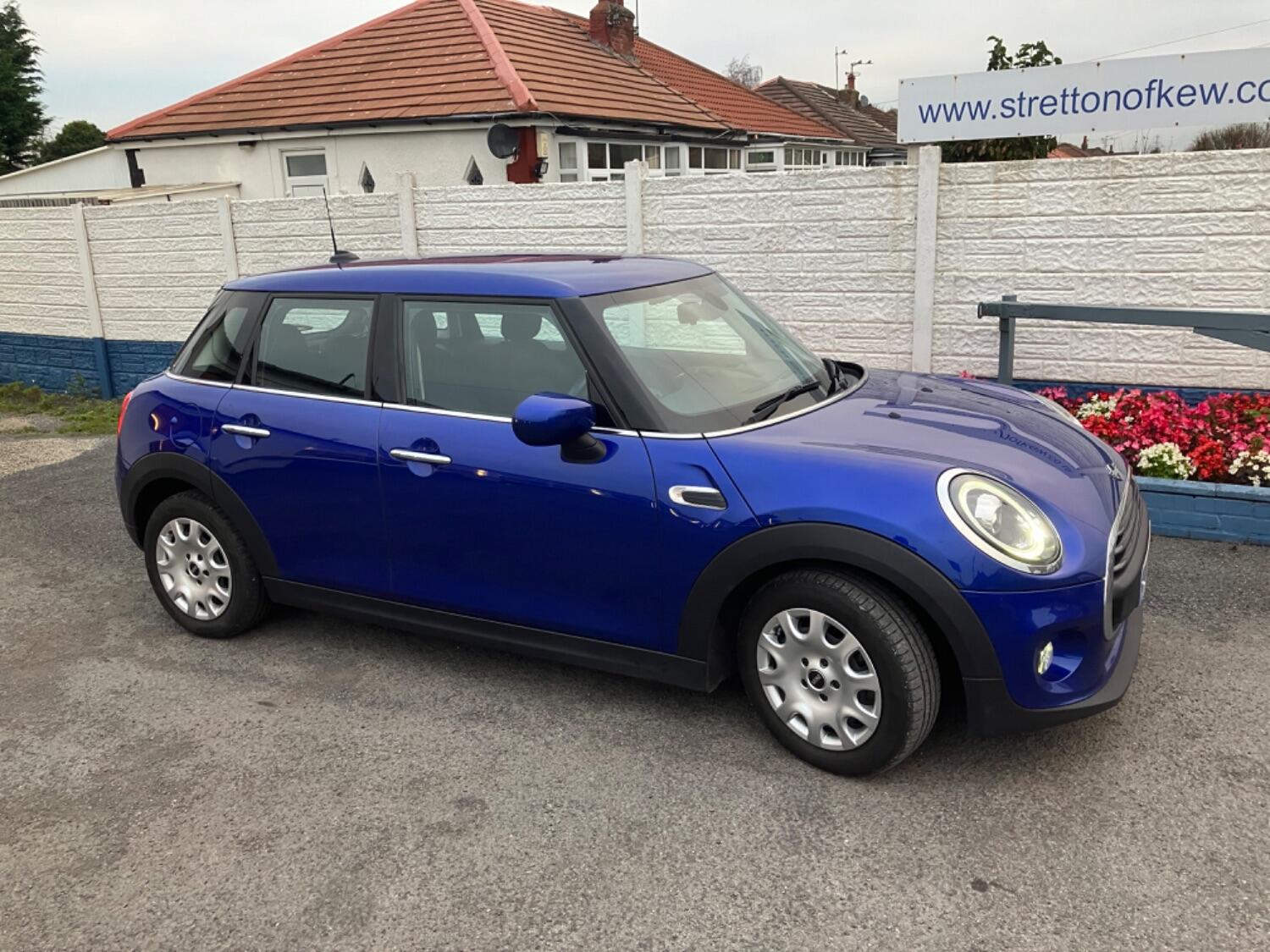 MINI Hatch