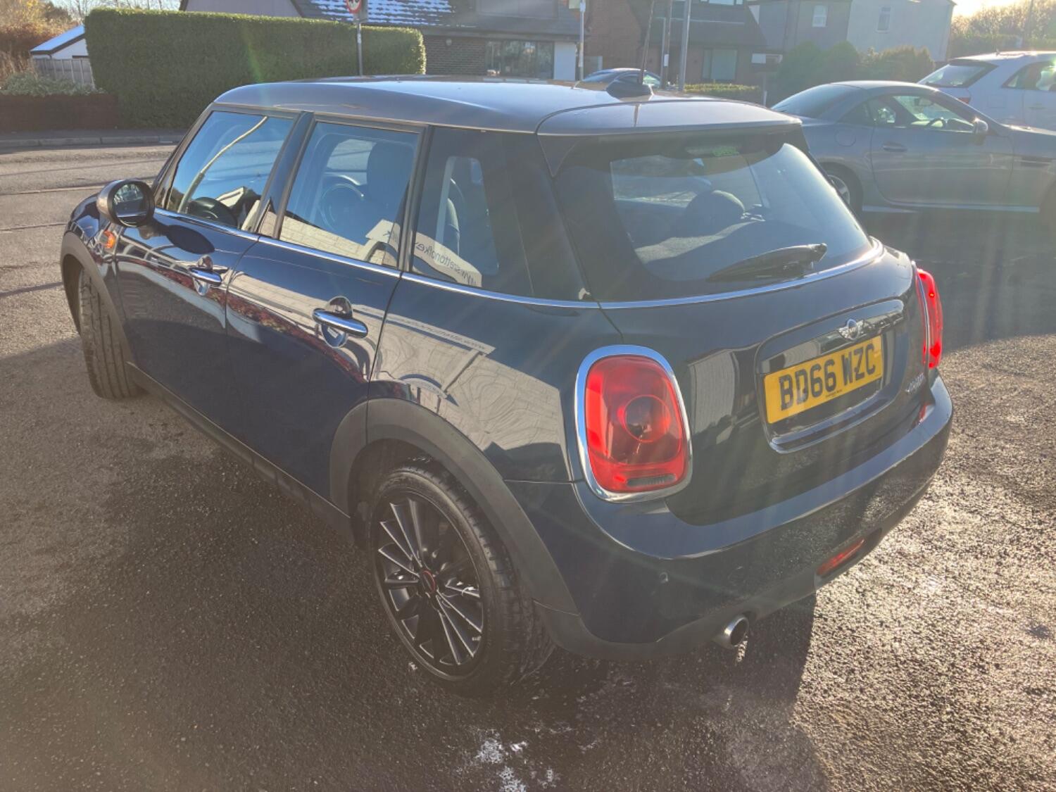 MINI Hatch