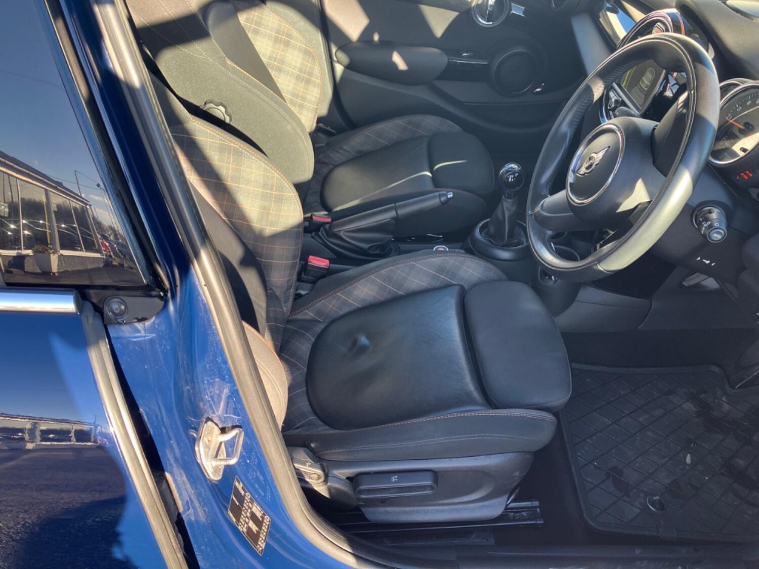 MINI Hatch