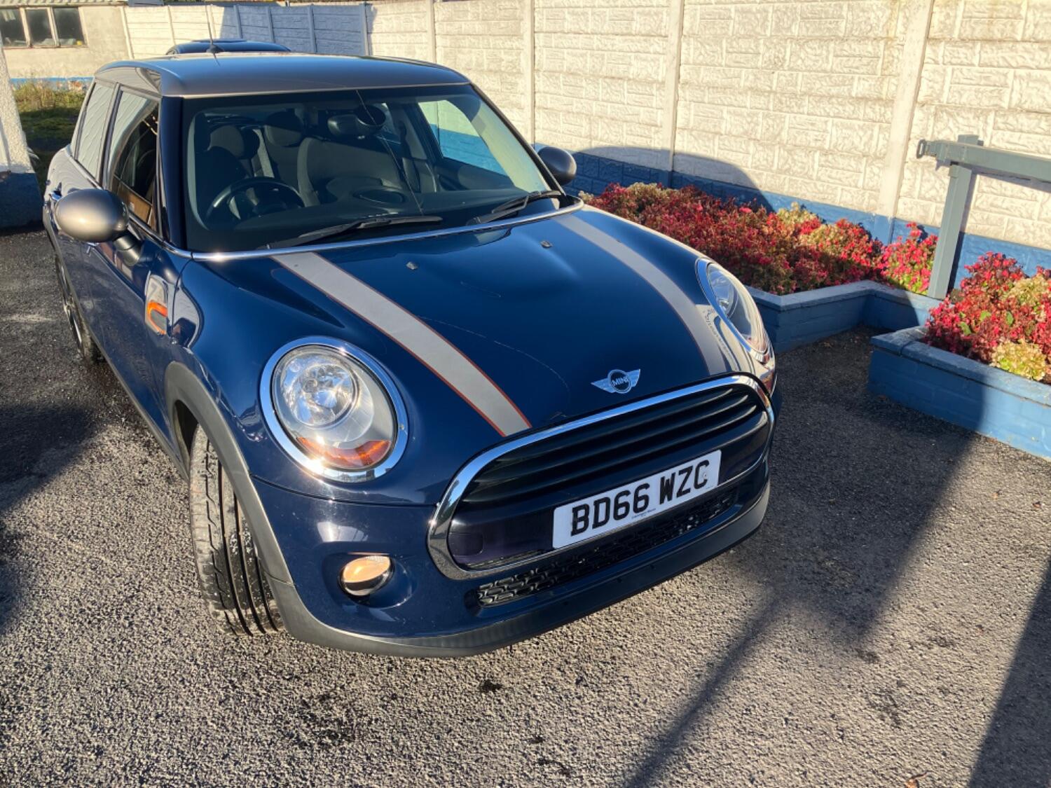 MINI Hatch