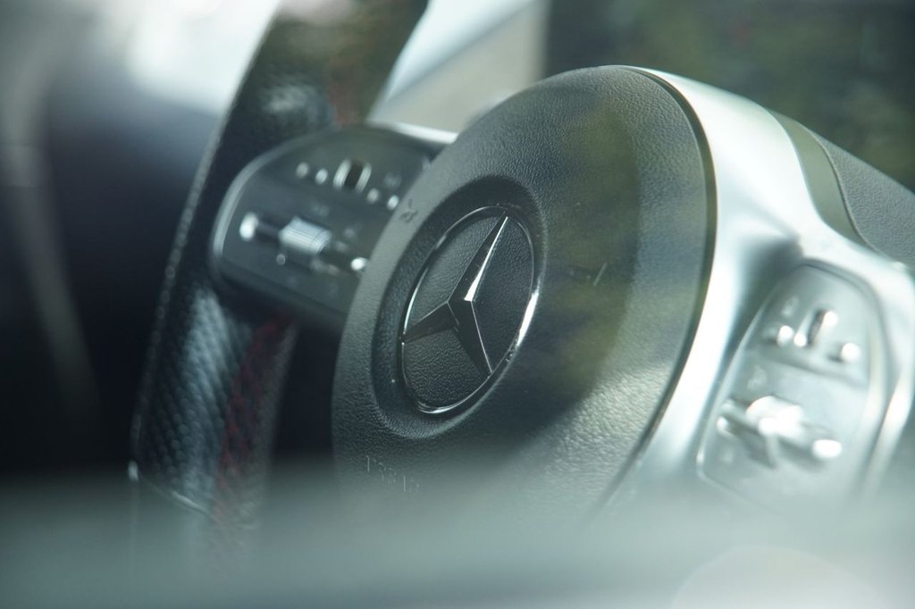 Mercedes Benz EQA