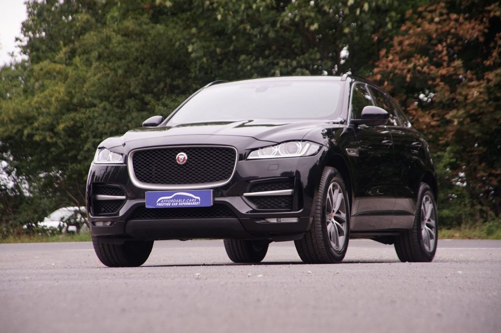 Jaguar F Pace