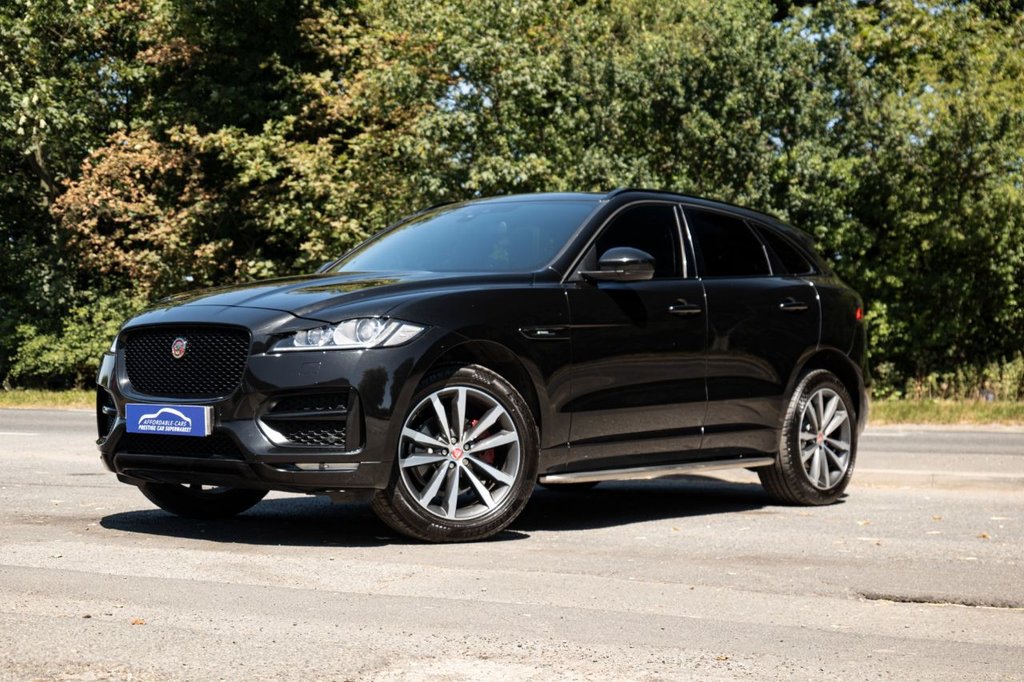 Jaguar F Pace