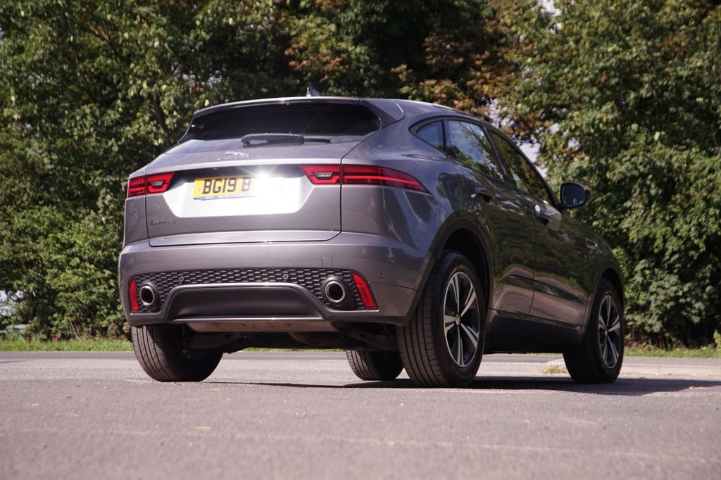 Jaguar E Pace