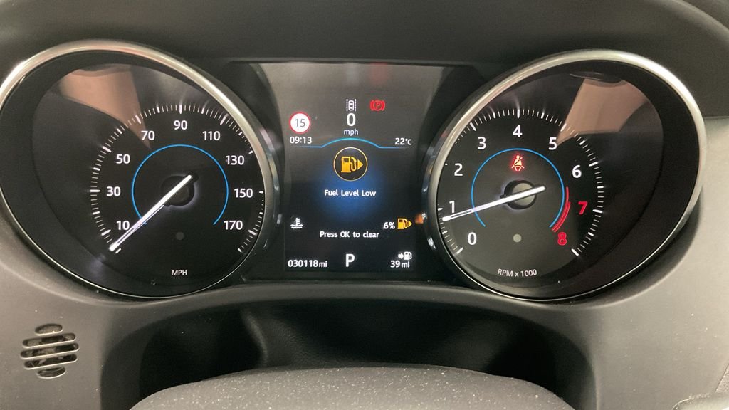 Jaguar F Pace