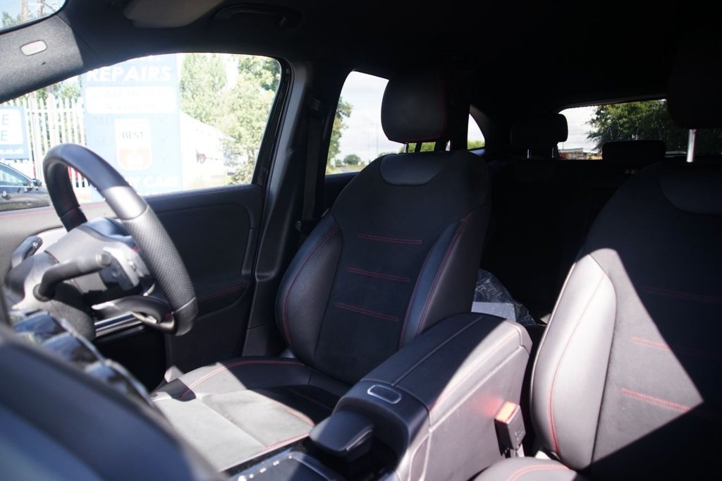 Mercedes Benz EQA