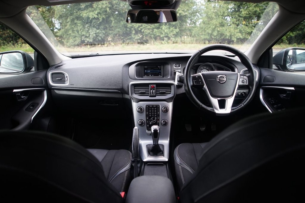 Volvo V40