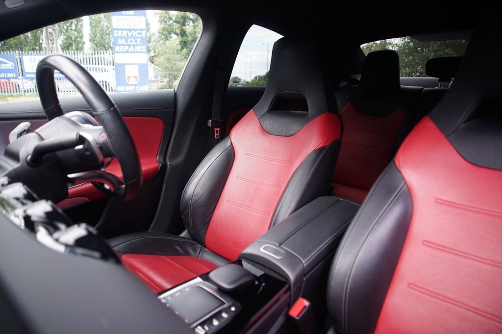 Mercedes Benz CLA
