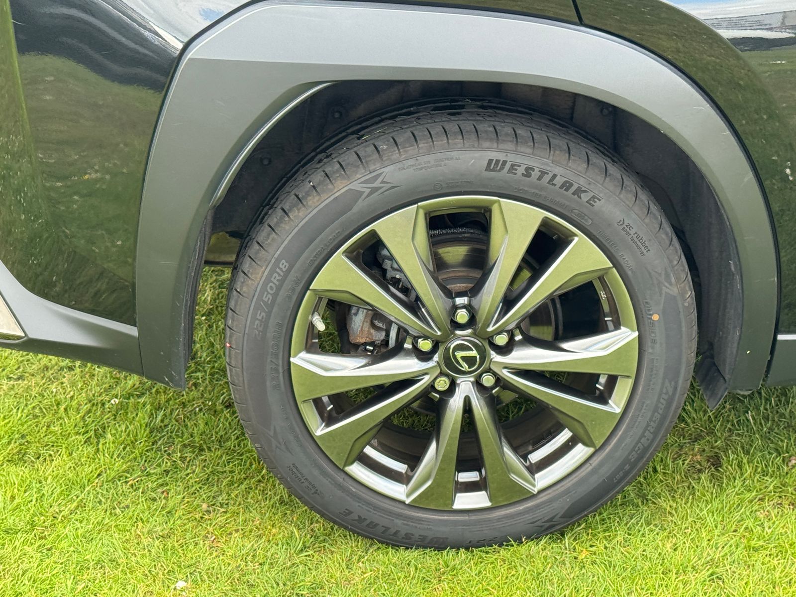 Lexus UX