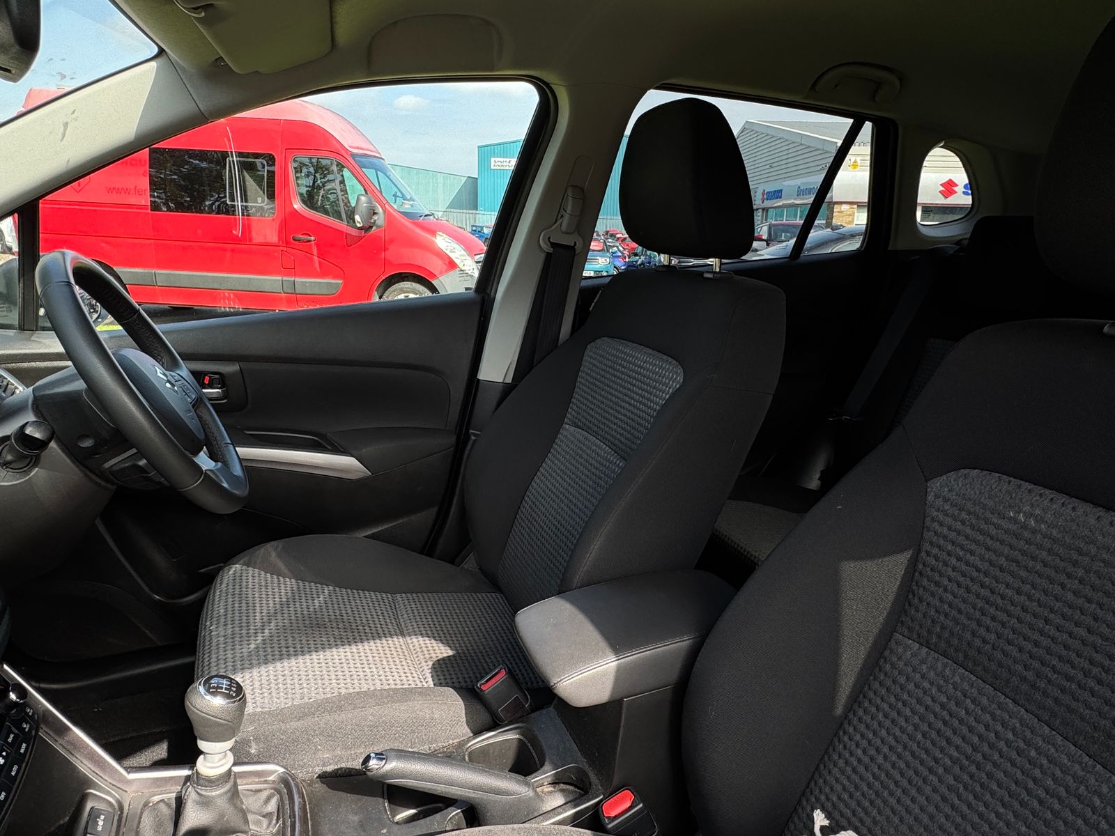 Suzuki S-Cross