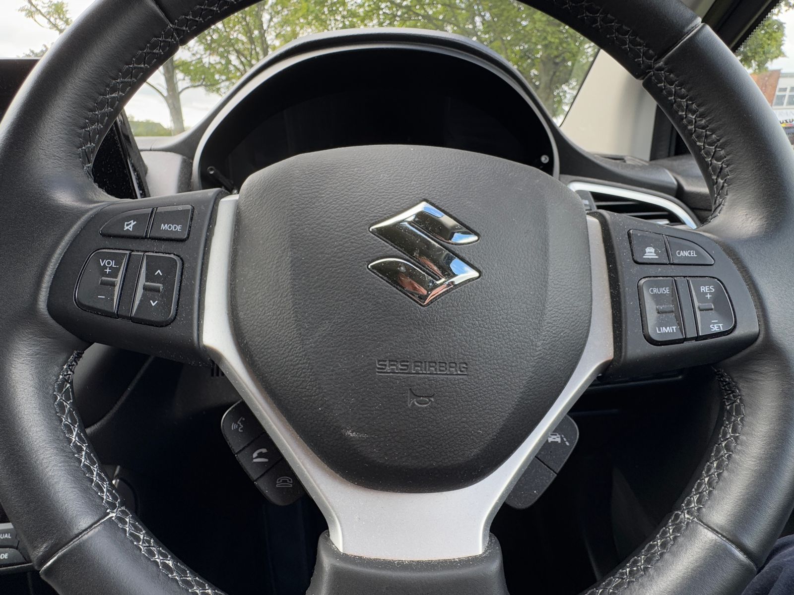 Suzuki S-Cross