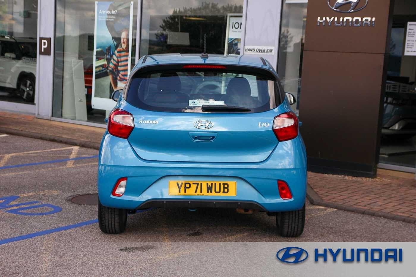 Hyundai i10