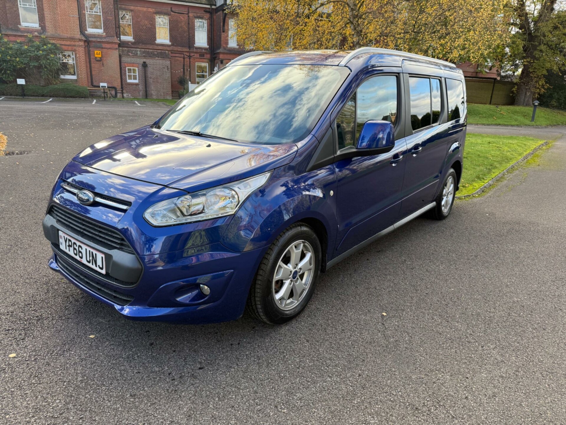 Ford Tourneo