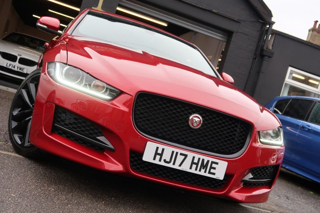 Jaguar XE