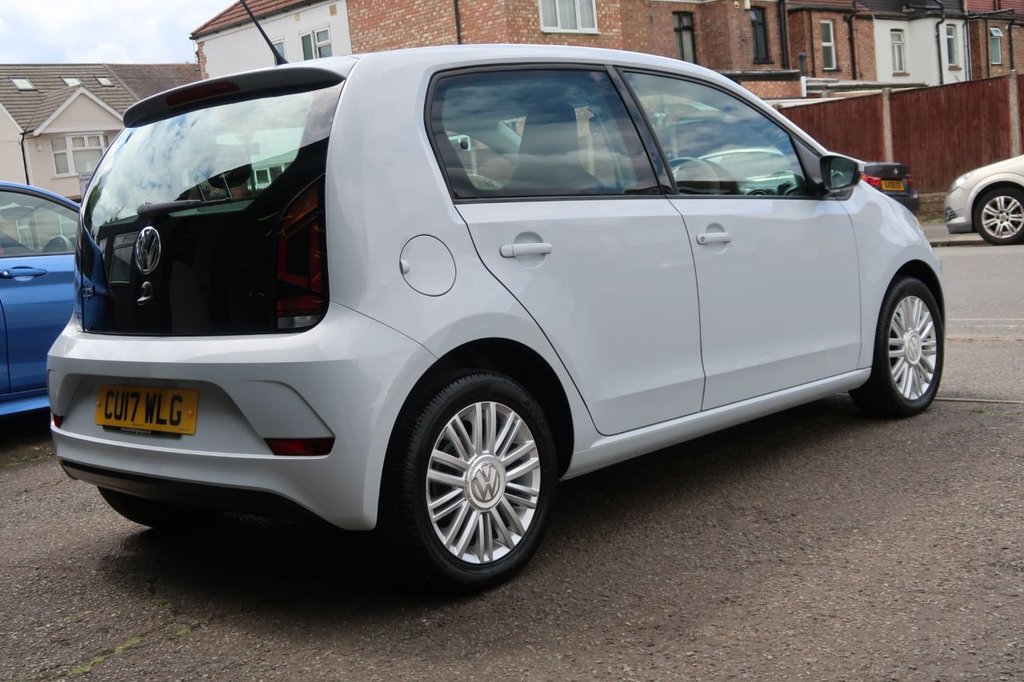 Volkswagen UP